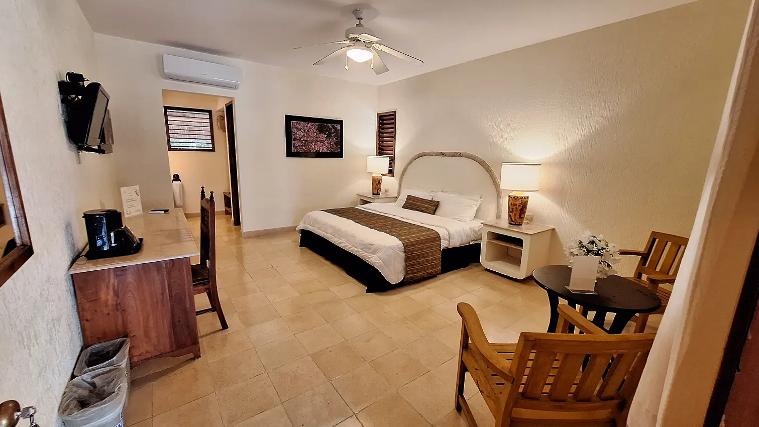 HABITACIÓN SENCILLA